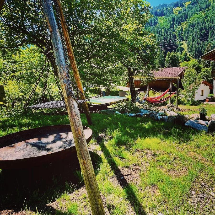Hostel Backyard Mountain Mayrhofen Zewnętrze zdjęcie